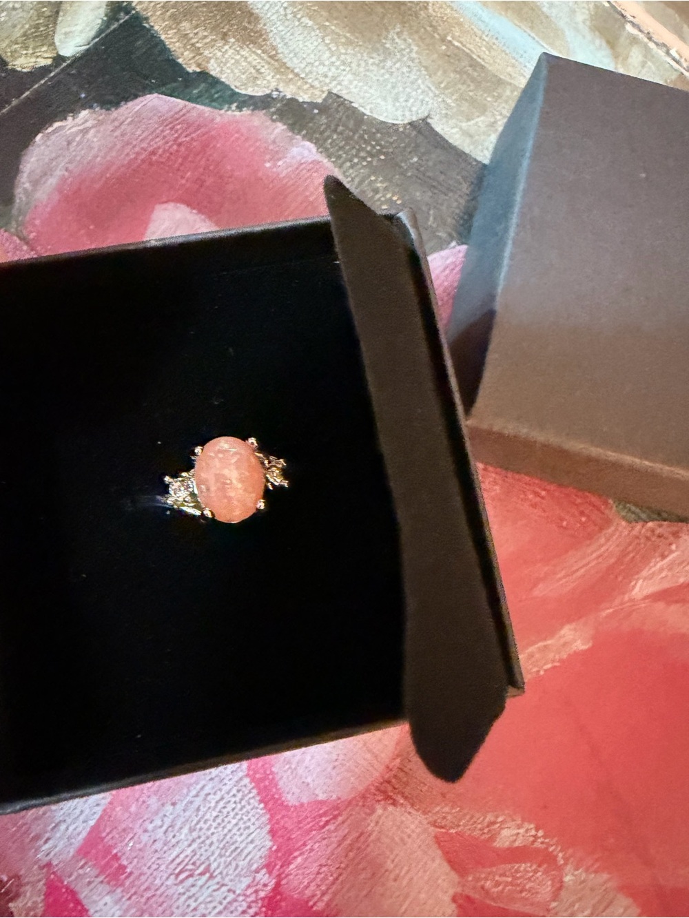 BRAND NEW.925SS OVAL CUT PINK OPAL RING